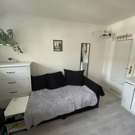 Homestay Near Fair, Neben Der Messe *